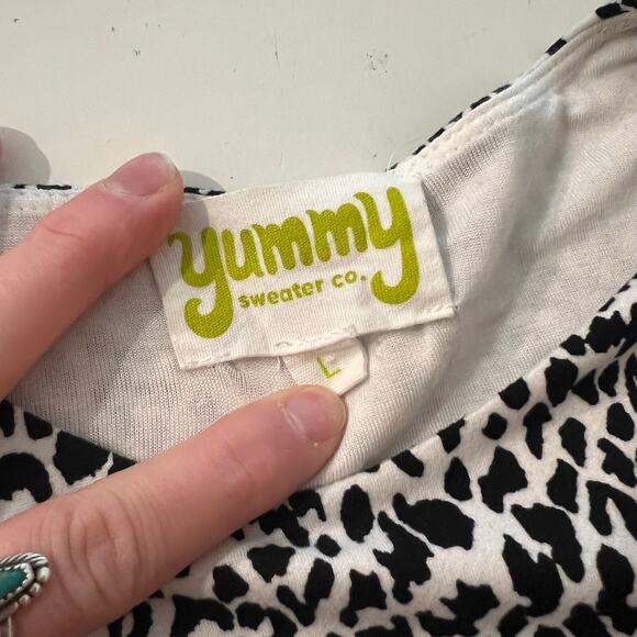 Yummy Sweater Co White/Black Animal Print Soft Cotton Bodysuit Size Large - Picture 4 of 10